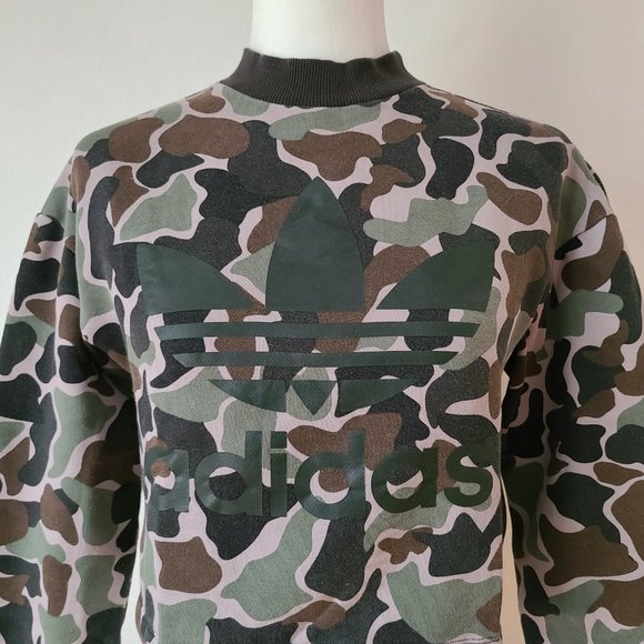 Adidas womens camo sweatshirt - Picture 2 of 5